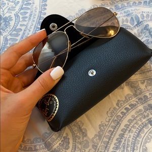 Light brown Ray Ban Aviators